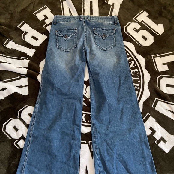 NWOT Delia’s Adorable Cropped jeans💕💕 - Picture 2 of 6